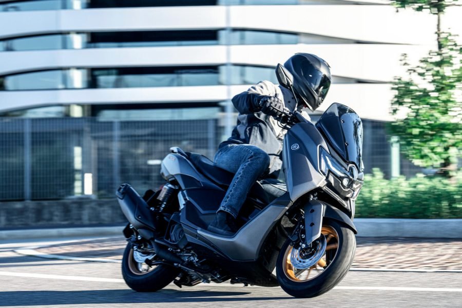 YAMAHA NMAX 155cc