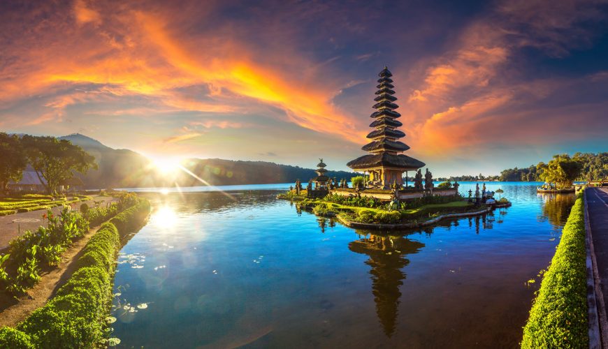 Ulun Danu Beratan: The Floating Temple of the Highlands